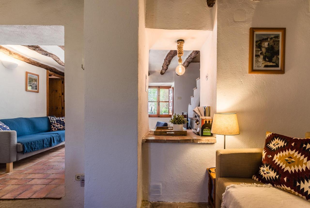 Casa Mundo - 16Th Century Traditional White Village House With Pool Pinos del Valle Exterior photo